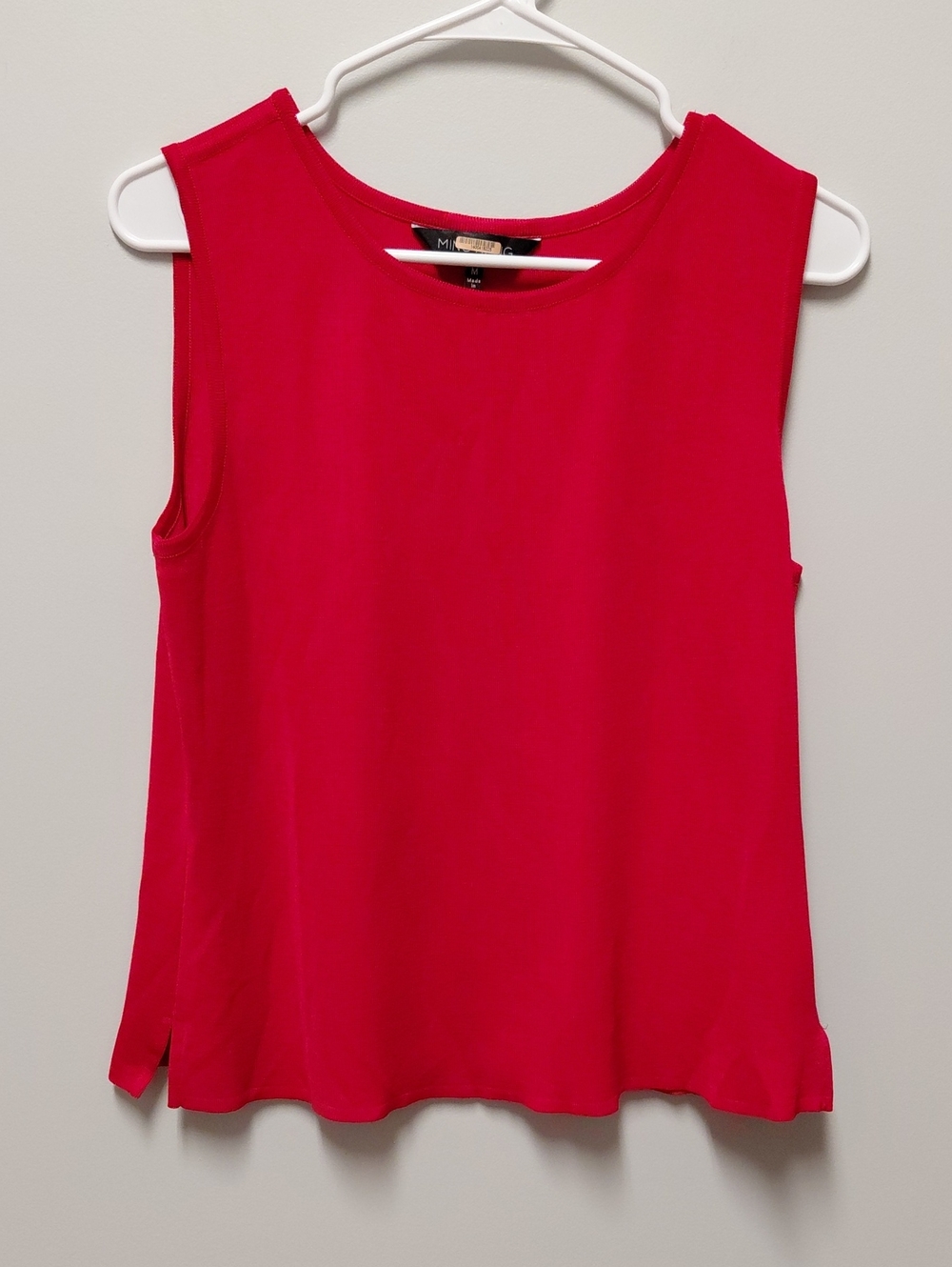 Ming Wang Red Tank, Size Medium